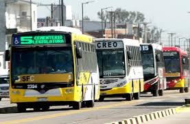 Transporte interurbano: el gobierno provincial autorizó un aumento de la tarifa del 35,35%
