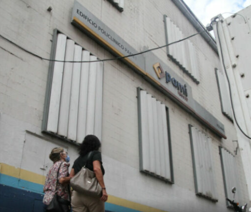 Despidos en Pami Rosario: “Una costumbre en este gobierno”