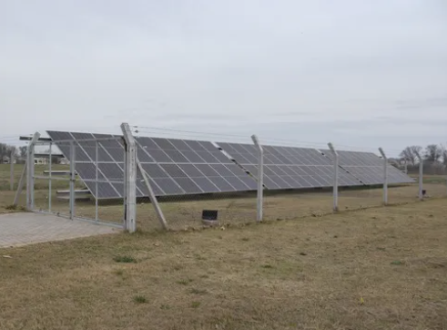 La comunidad de energía solar colaborativa que resiste los tarifazos en María Teresa