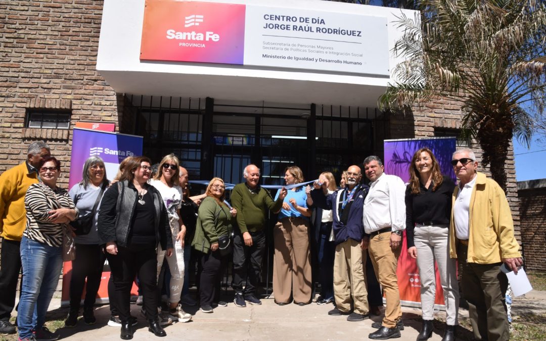 Provincia inauguró un Centro de Día para personas mayores en Rosario